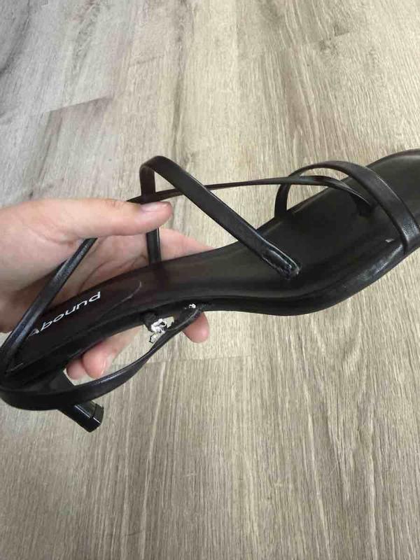 Customer photo for "Broke first time wearing"