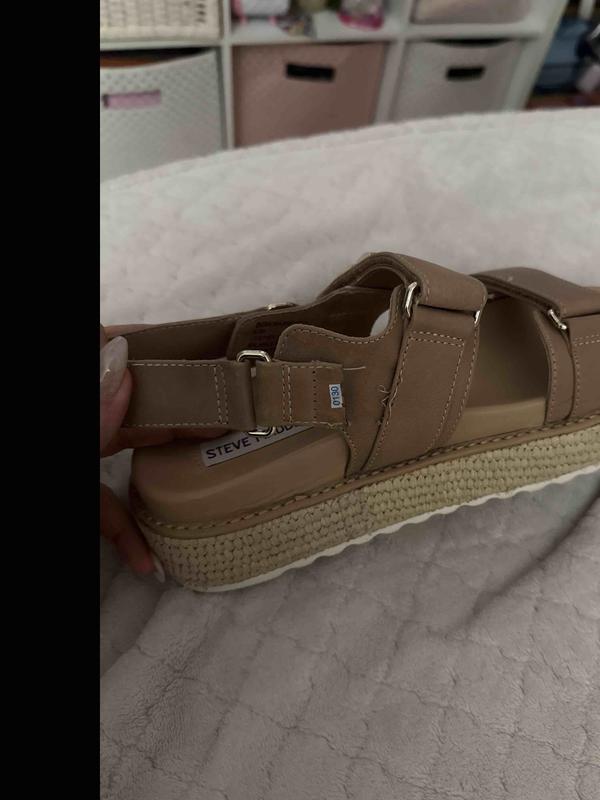 Review Thumbnail Image 0 251913790