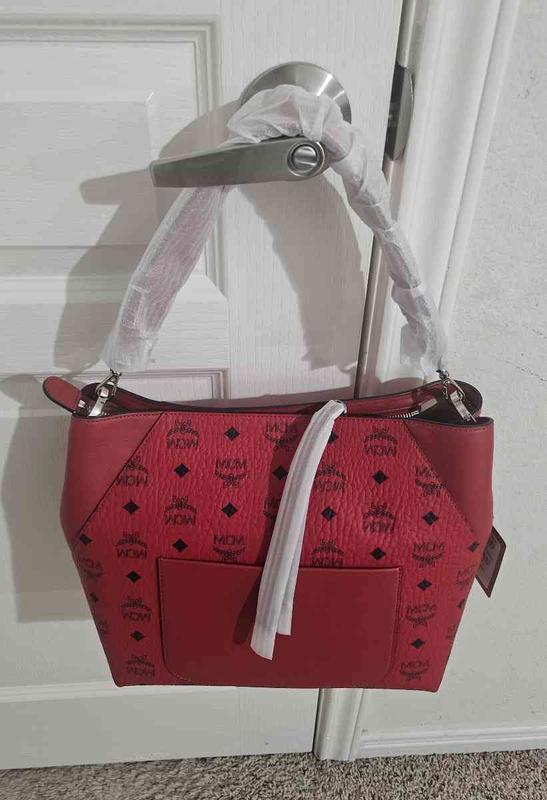 Review Thumbnail Image 4 243702398