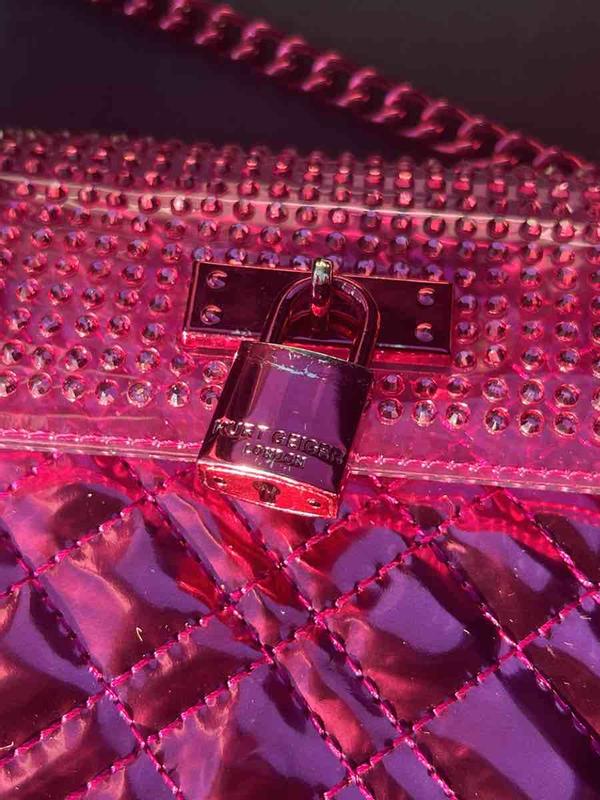 Review Thumbnail Image 3 237232352