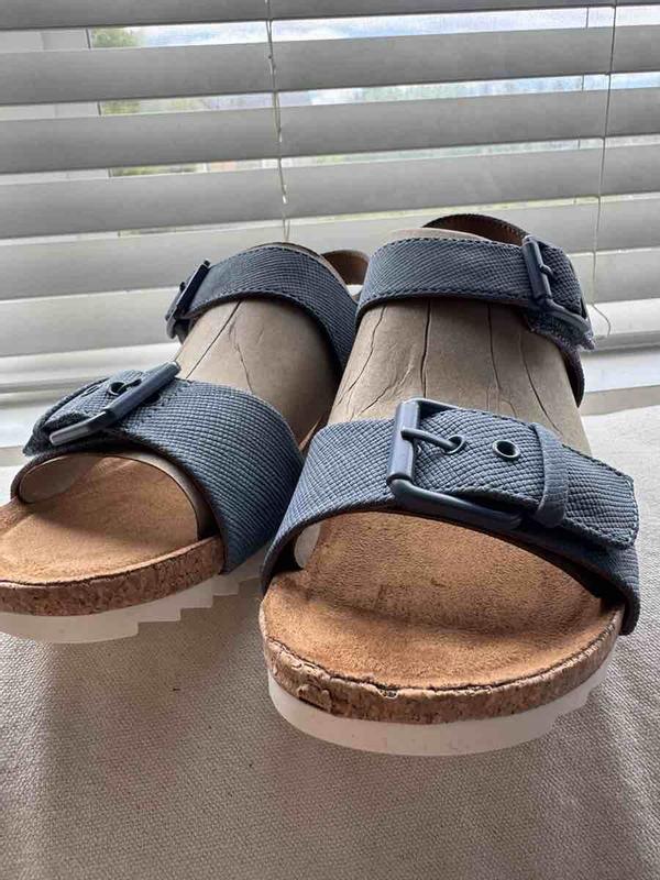 Review Thumbnail Image 0 243206869