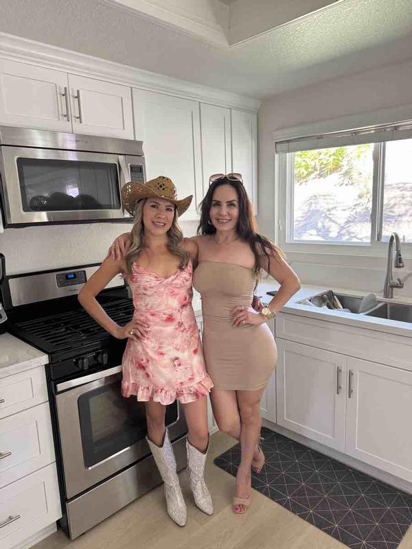 Review Thumbnail Image 0 244085586