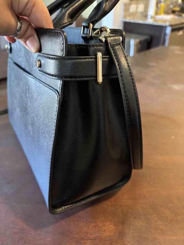 Review Thumbnail Image 3 240697766