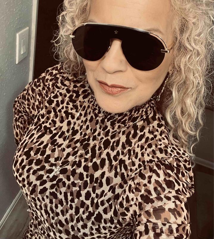 Review Thumbnail Image 0 211655315