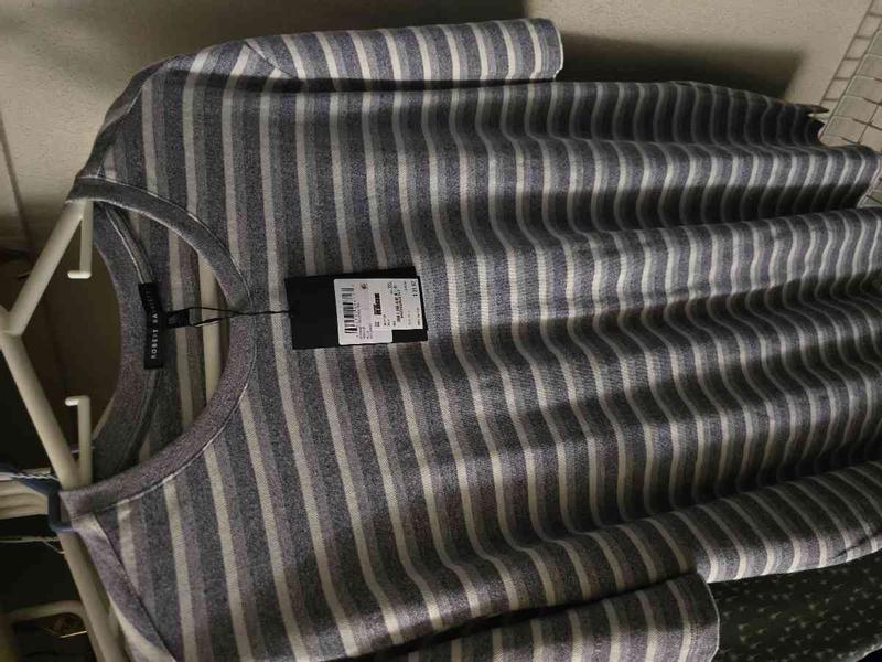 Review Thumbnail Image 0 245494674