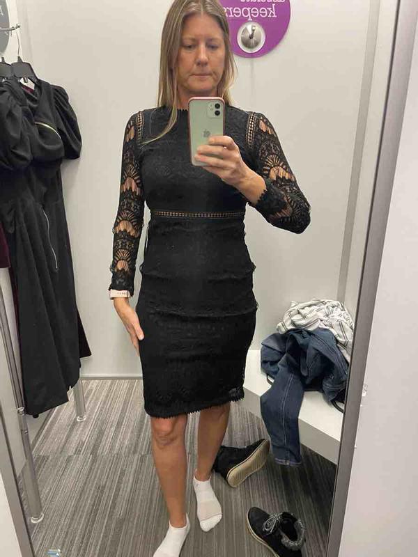 Customer photo for "love this dress!"
