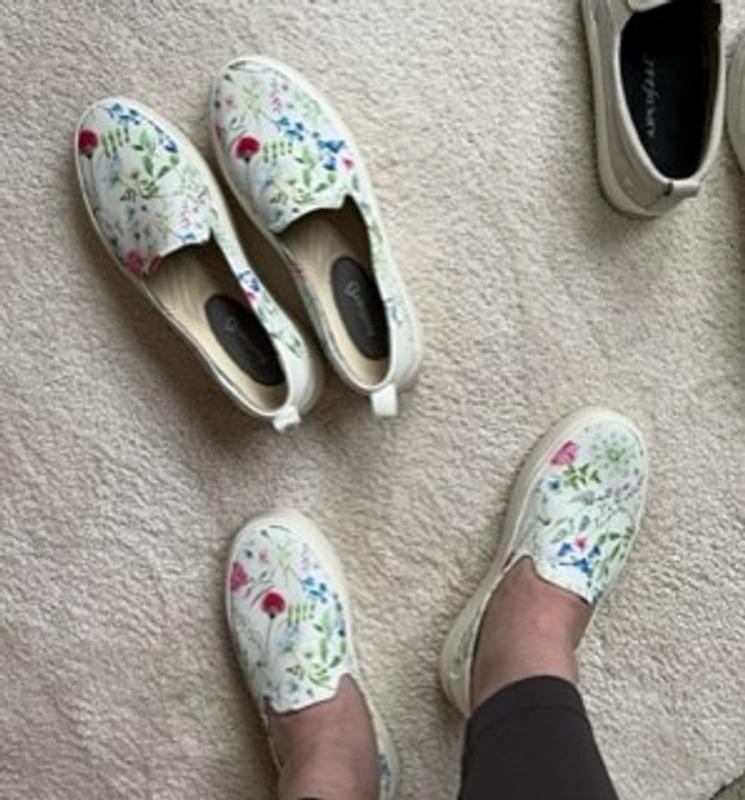 Review Thumbnail Image 0 216725136