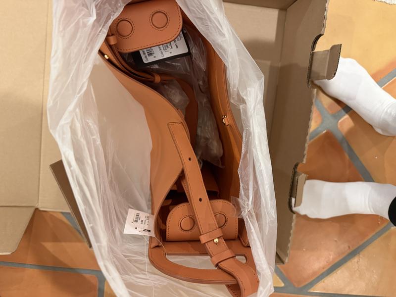 Review Thumbnail Image 0 248459677