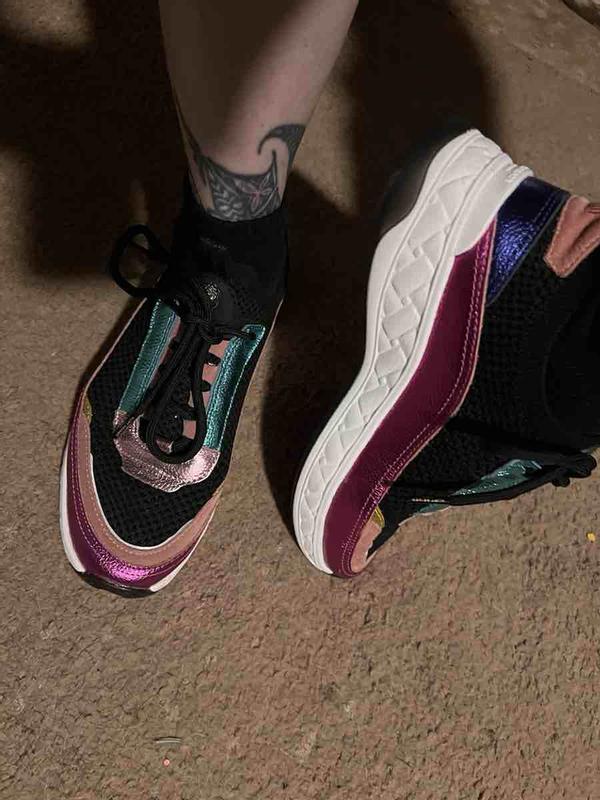 Review Thumbnail Image 2 243081576