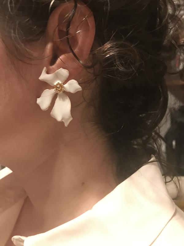 Review Thumbnail Image 0 233934571