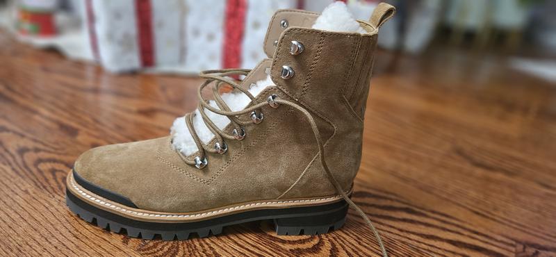 Cute but very narrow and stiff