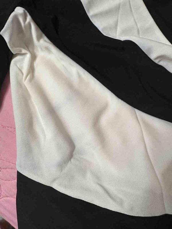 Customer photo for "Stains on the white!"