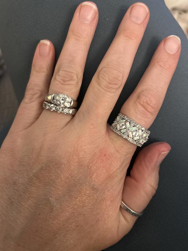 Review Thumbnail Image 0 236606556