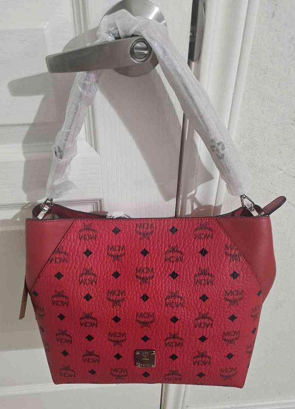 Review Thumbnail Image 3 243702398