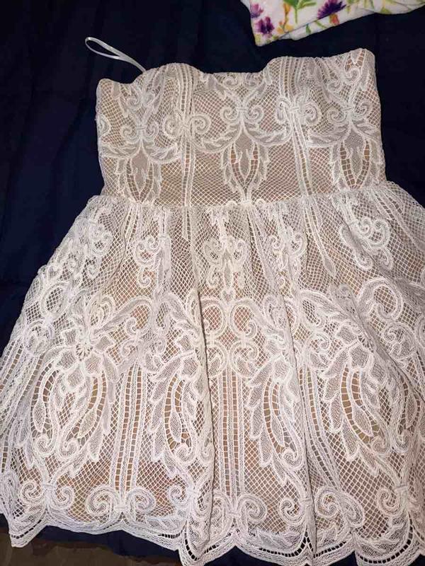 Review Thumbnail Image 0 249396565