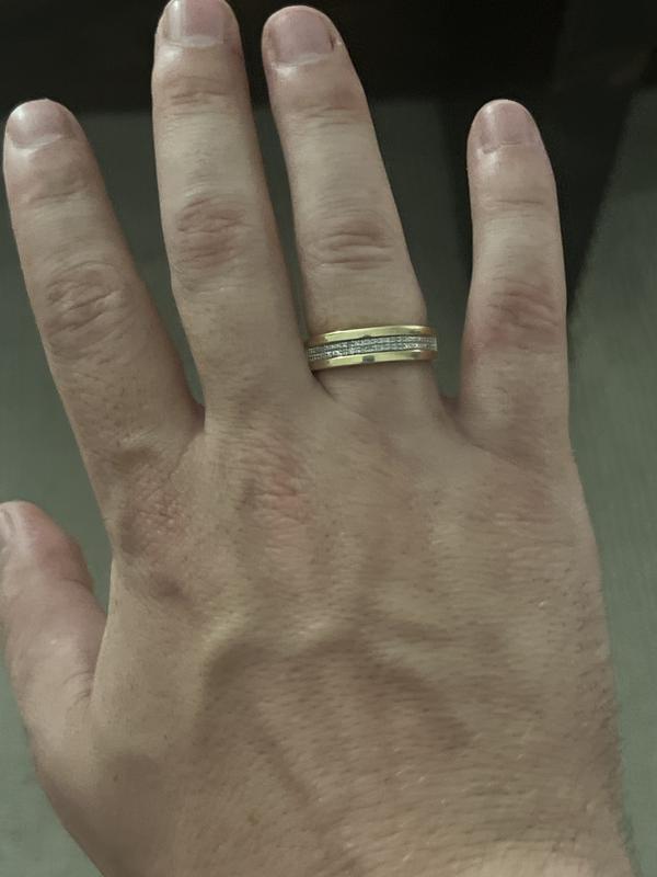 Review Thumbnail Image 0 235607050