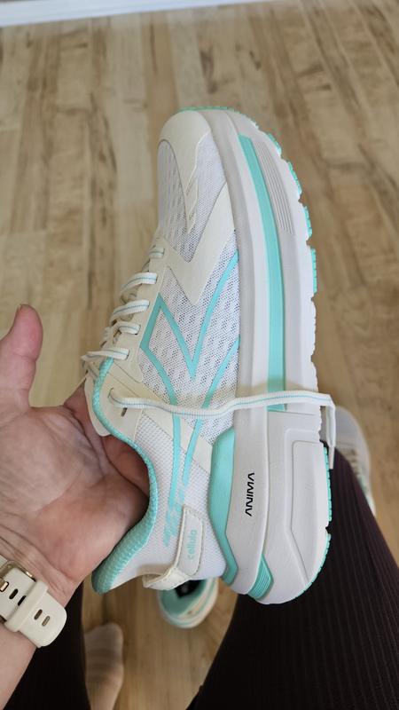 Customer photo for "Wide feet size up 1/2.."