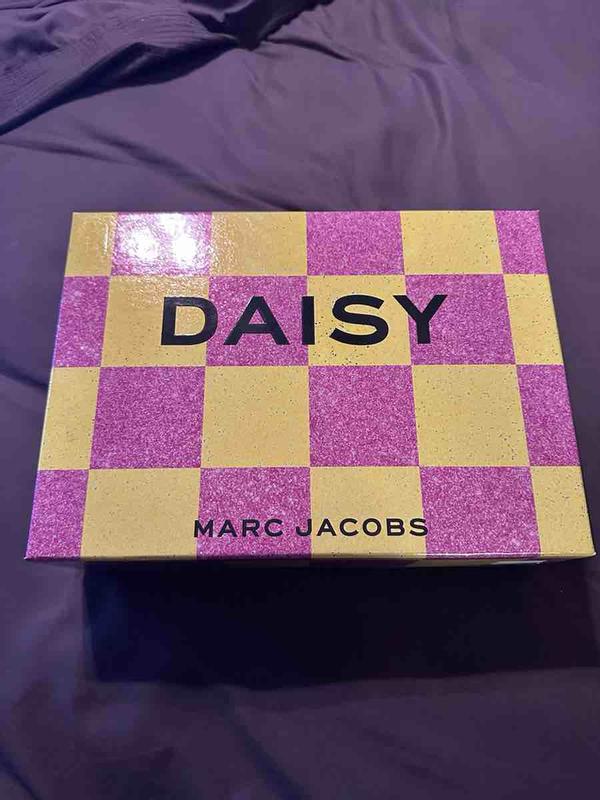 Review Thumbnail Image 4 244833436