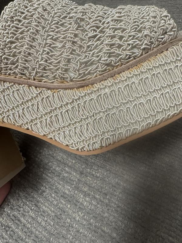 Review Thumbnail Image 4 244880462