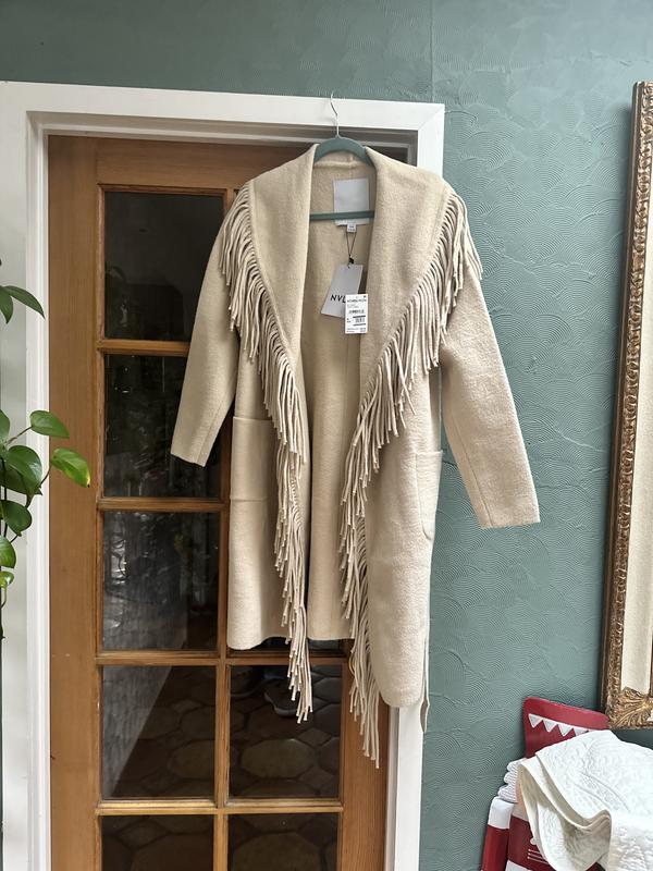 Review Thumbnail Image 0 246115811