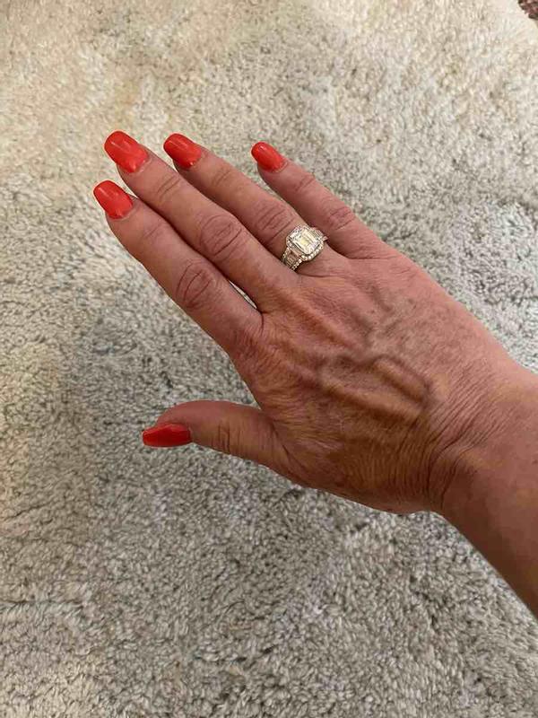 Review Thumbnail Image 1 233843013