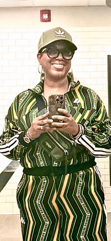 Review Thumbnail Image 0 244028564