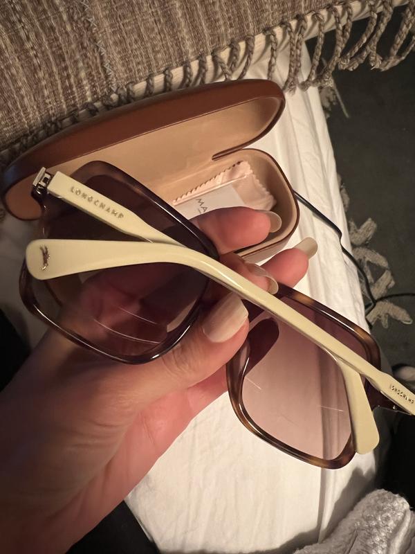 Review Thumbnail Image 0 218487468