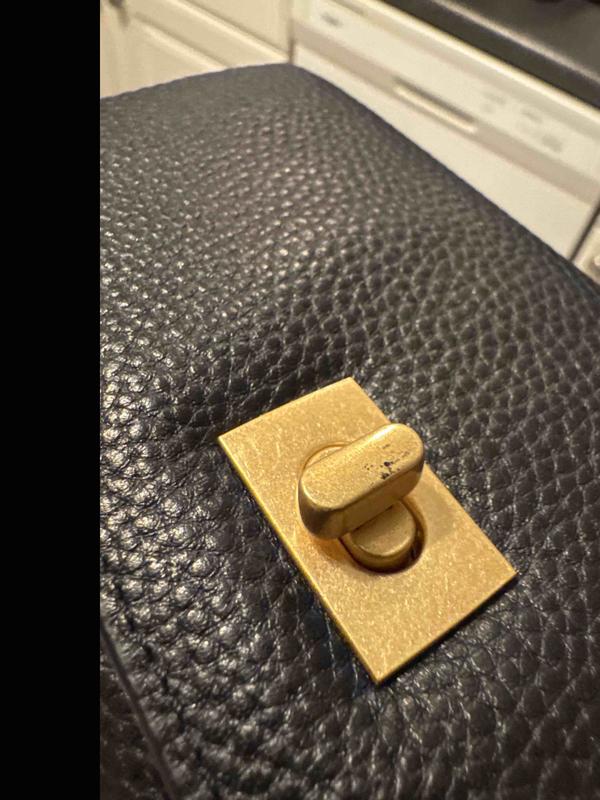 Review Thumbnail Image 0 245889558