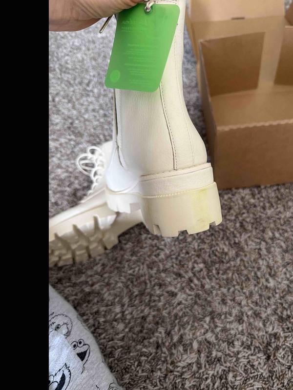 Customer photo for "Not new"