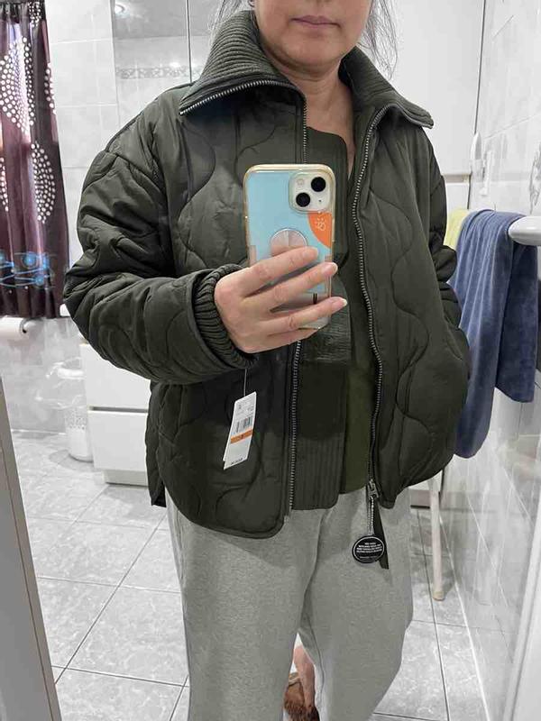 Review Thumbnail Image 1 238655031