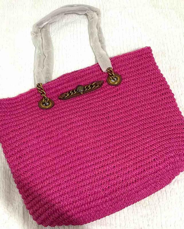 Review Thumbnail Image 0 219865228