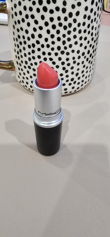 Love the shade pulse it is no longer sold at MAC