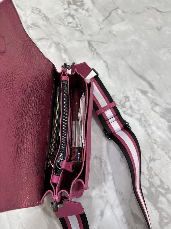 Review Thumbnail Image 0 233215582