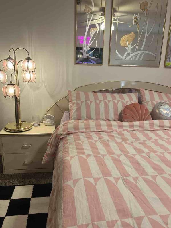 Review Thumbnail Image 0 227406919