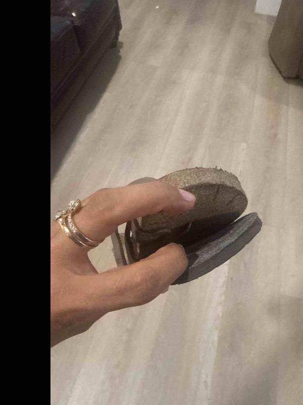 Customer photo for "not worthy for the price"