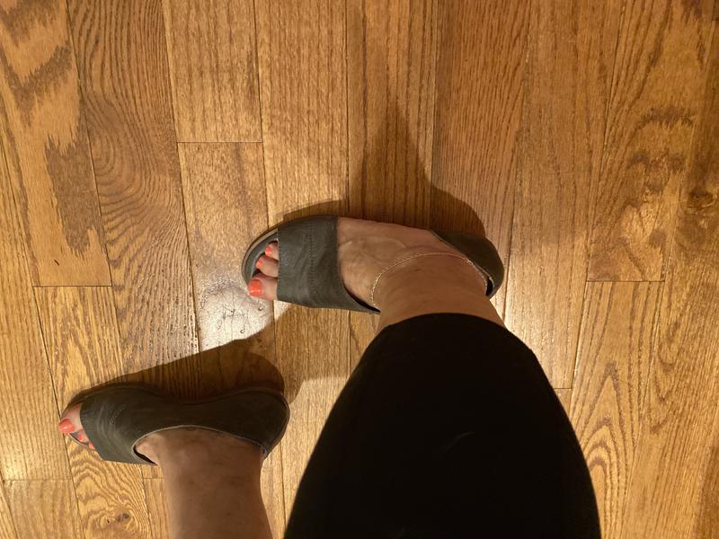 Review Thumbnail Image 2 227881728