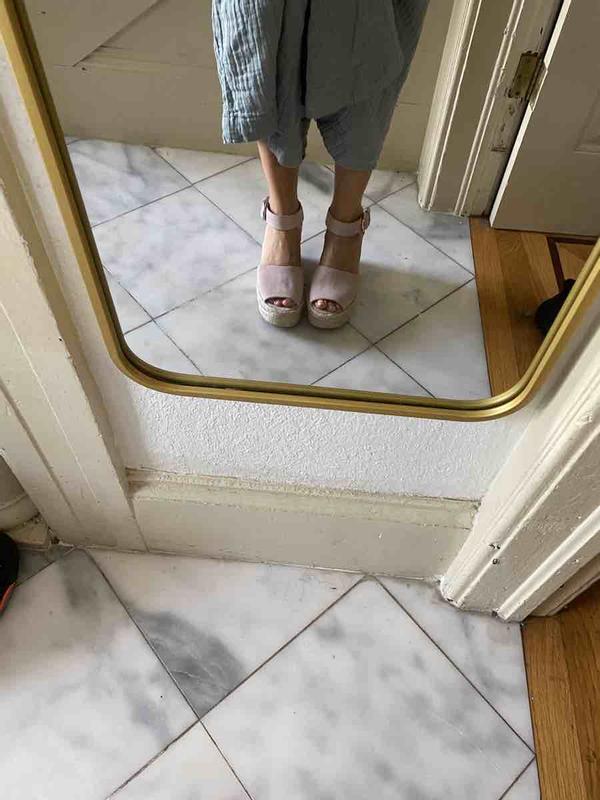 Review Thumbnail Image 0 226139696