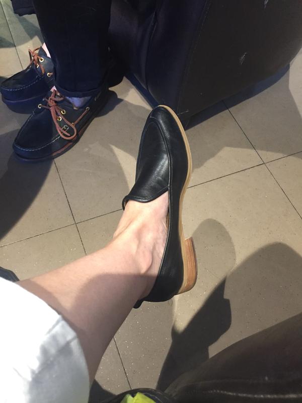 kellen almond toe loafer