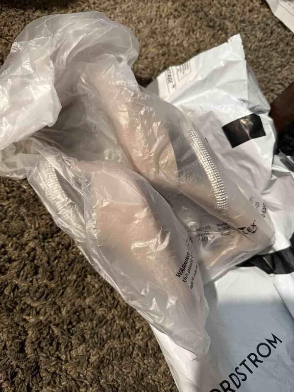 Review Thumbnail Image 0 242625563