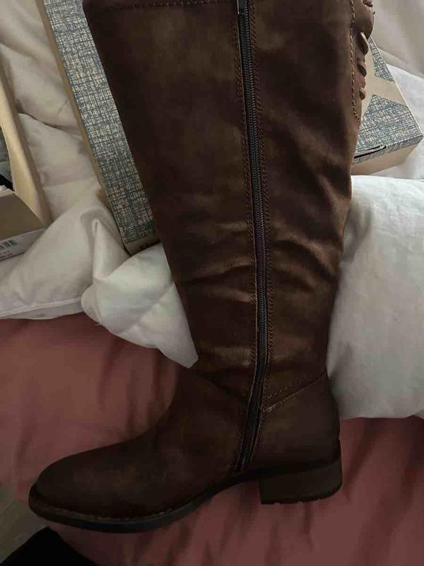 Review Thumbnail Image 0 232973079