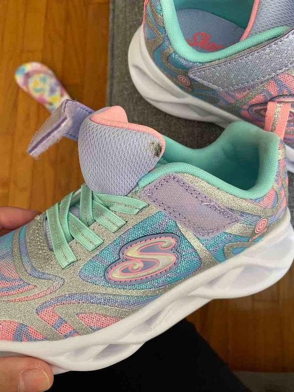 Review Thumbnail Image 0 218946400