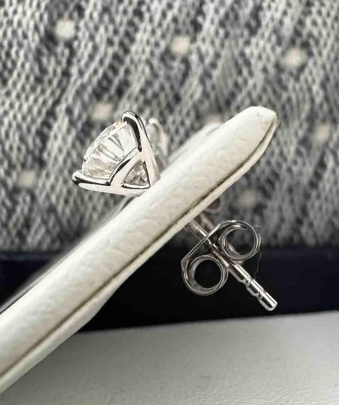 Review Thumbnail Image 0 247484156