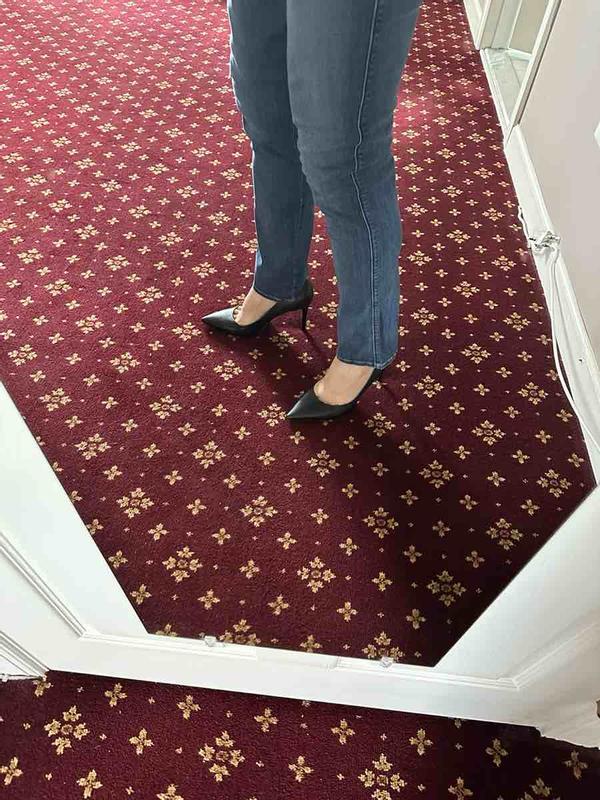 Customer photo for "Soft and sexy pump"
