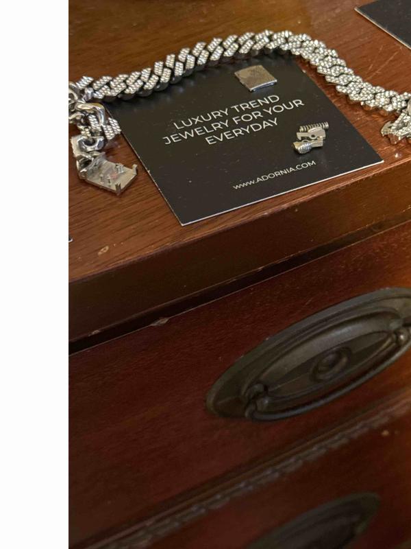 Review Thumbnail Image 0 235981727