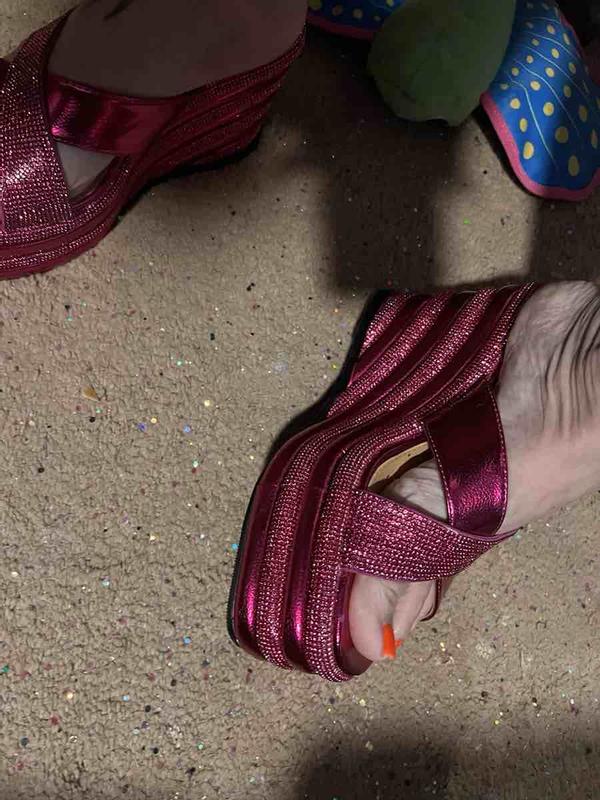 Review Thumbnail Image 0 246001501