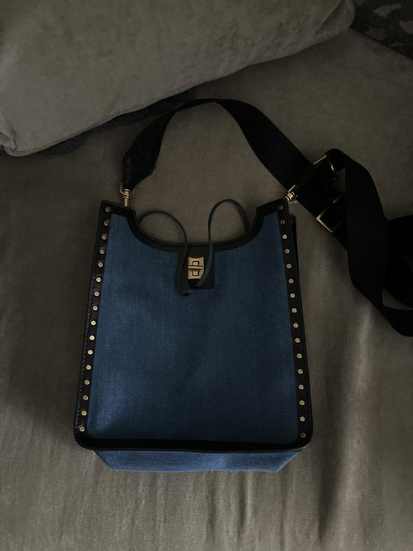 Review Thumbnail Image 0 242332099