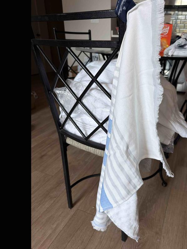 Review Thumbnail Image 1 for review 272312019