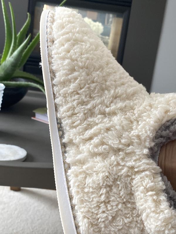 Review Thumbnail Image 0 205289589