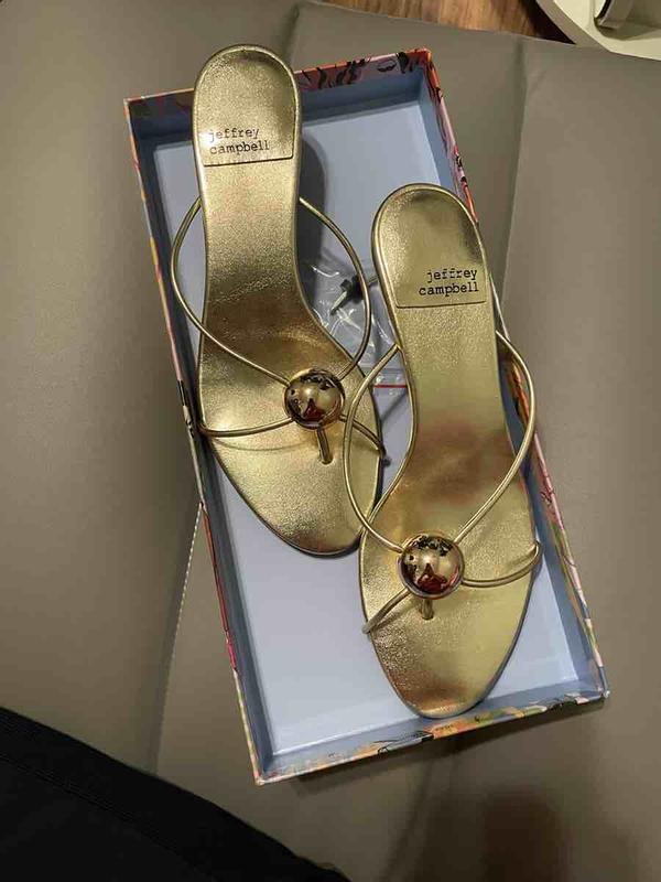 Review Thumbnail Image 0 245356813