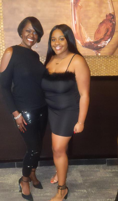 Review Thumbnail Image 0 192685755